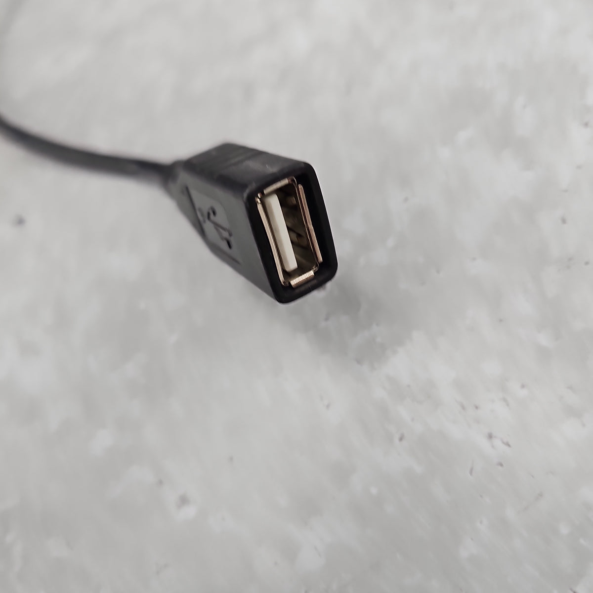 Audi music interface MMI to USB connector cable 4F0051510Q