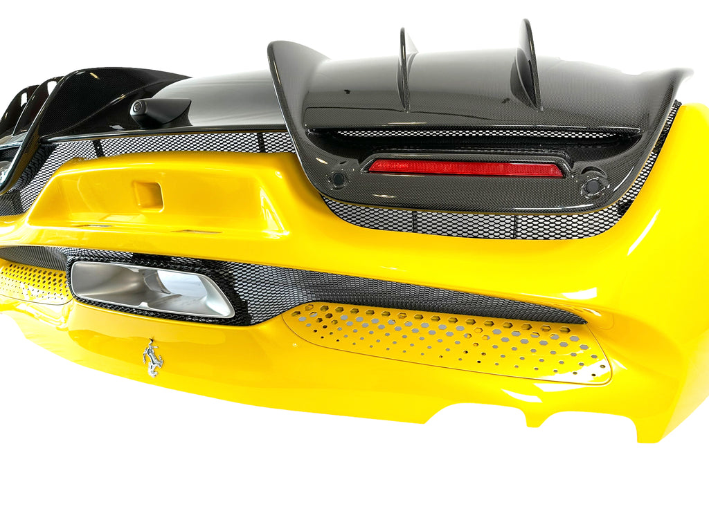 FERRARI 296 GTB/ GTS REAR BUMPER WITH CARBON REAR DIFFUSER - WITH CAMERA