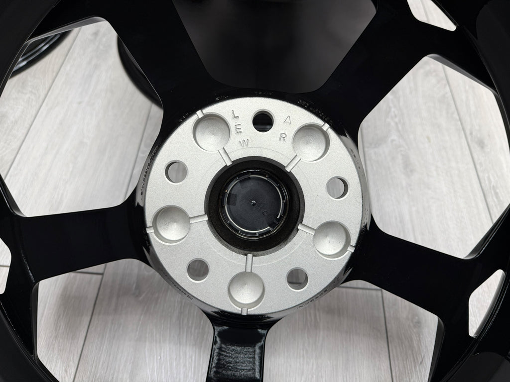 LAMBORGHINI URUS 22" NATH MACHINE/BLACK ALLOY WHEELS SET 4ML601025Q