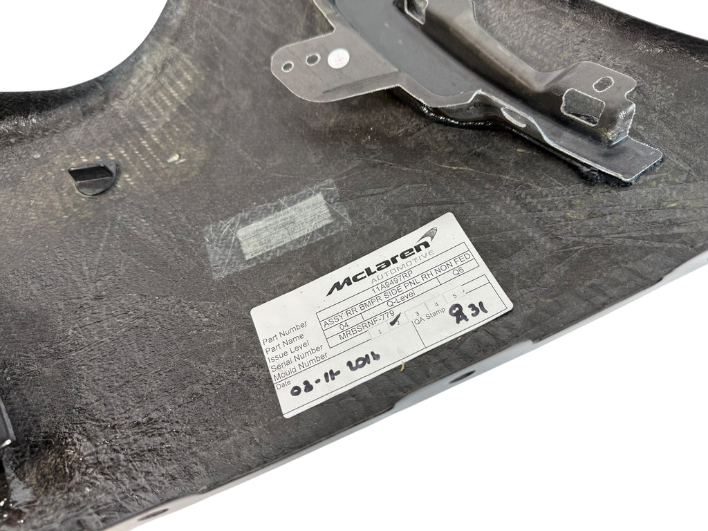 MCLAREN 675LT REAR BUMPER RIGHT SIDE PANEL 11A9497RP