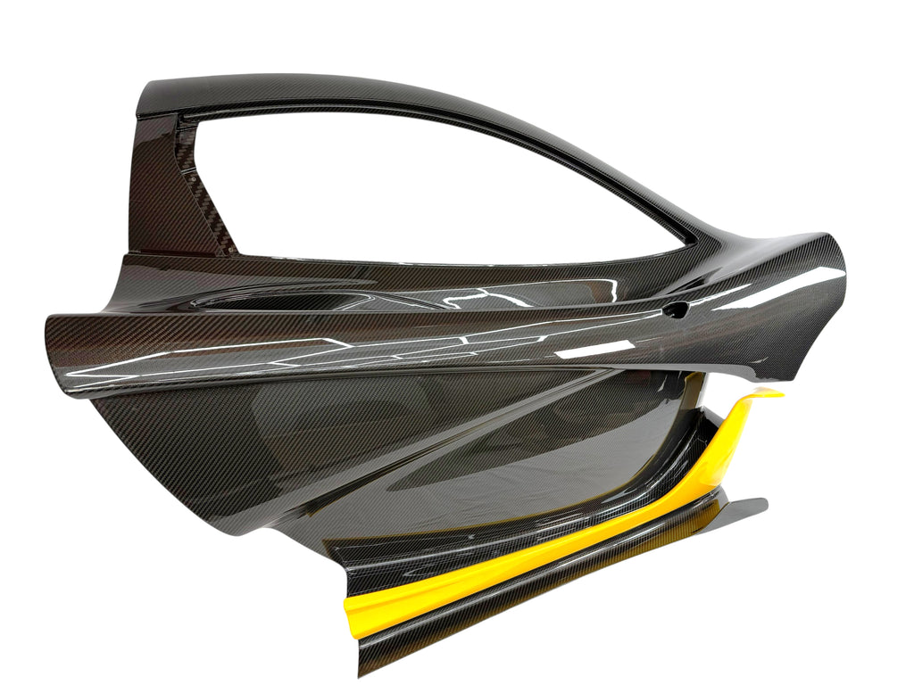 MCLAREN P1 FULL MSO VISIBLE CARBON FRONT DOOR 12A1490MP