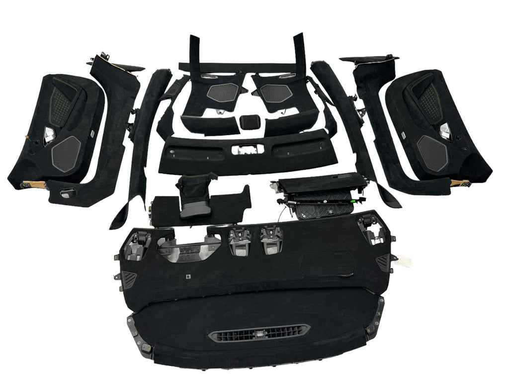 HURACAN PERFORMANTE ALCANTARA INTERIOR KIT - BLACK/ GREEN STITCHING