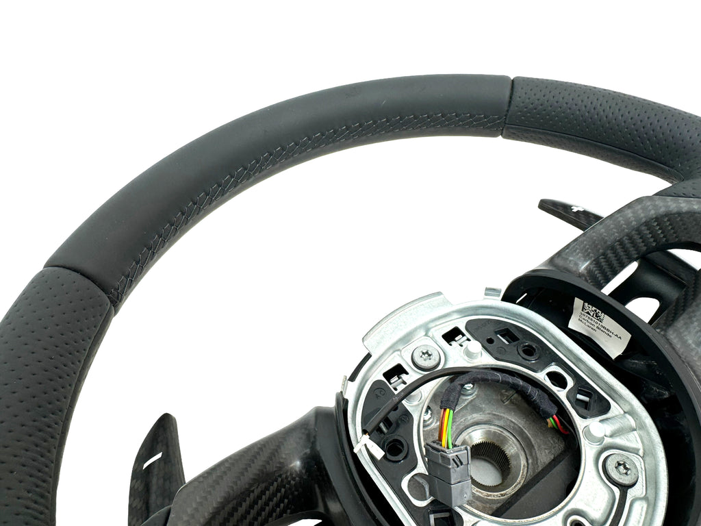 MCLAREN 600LT MSO BLACK SMOOTH PERFORATED STEERING WHEEL 13N1131RP