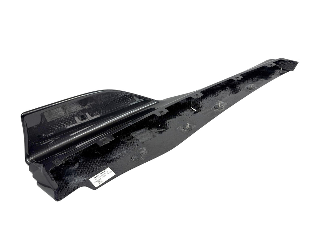 MCLAREN 765LT PALLADIUM SILVER FRONT RIGHT SIDE SKIRT 14AB203RP