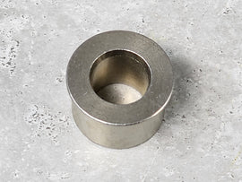 MCLAREN TOPHAT SPACER DIA 24 WISH 11B0518CP