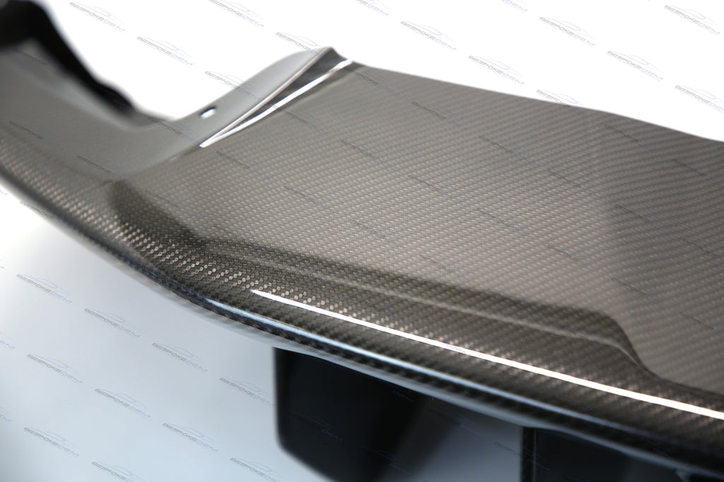 LAMBORGHINI AVENTADOR SVJ CARBON FIBRE REAR DIFFUSER WITH PARKING SENSORS