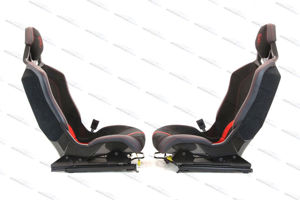 LAMBORGHINI HURACAN PERFORMANTE CARBON FIBRE BUCKET SEATS IN BLACK-RED