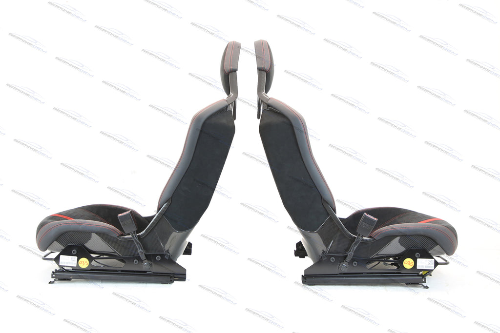 LAMBORGHINI HURACAN PERFORMANTE CARBON FIBRE BUCKET SEATS IN BLACK-RED