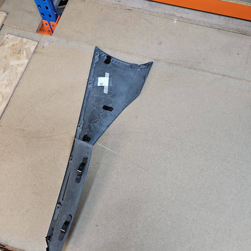 MCLAREN 765LT RIGHT REAR LOWER SIDE SKIRT UPPER PANEL 14AB961RP