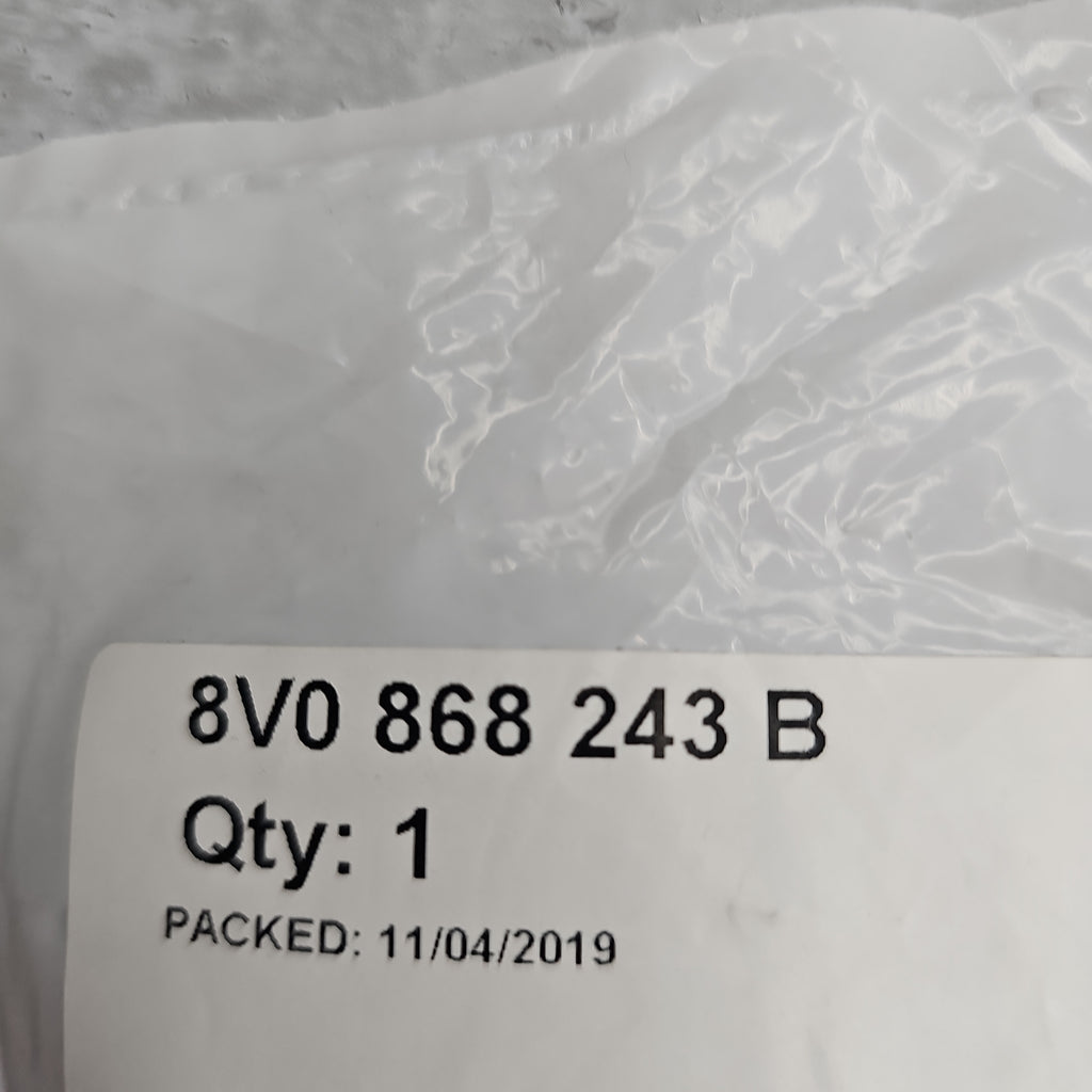 BENTLEY CLIP 8V0868243B