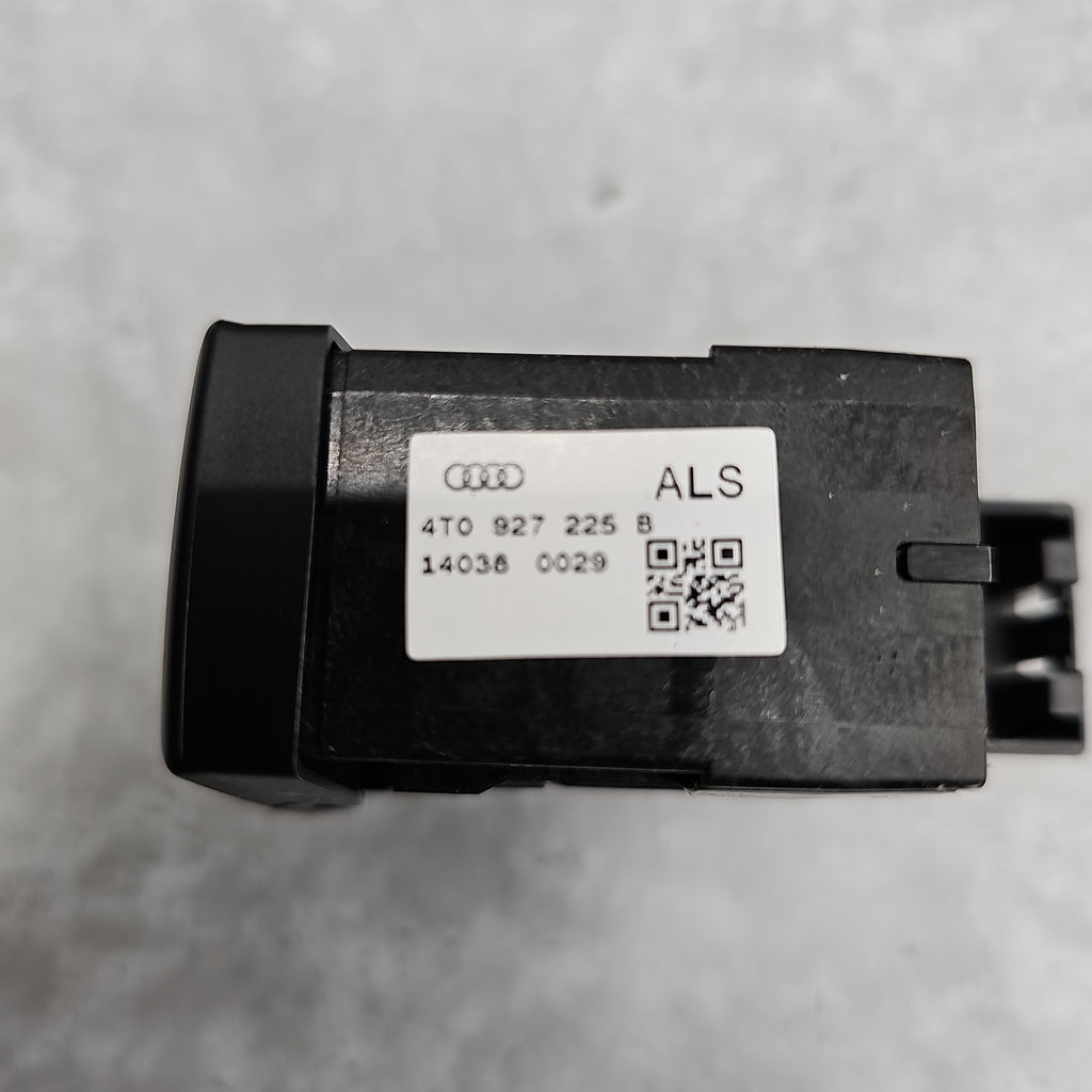 Lamborghini Huracan SWITCH FOR ELECTROMECHANICAL PARKING BRAKE -EPB- | 4T0927225B