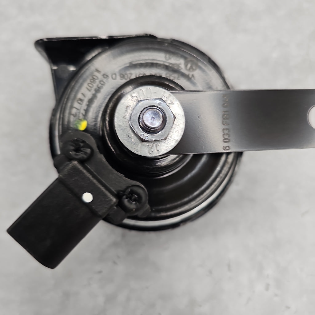 Genuine Lamborghini Part  HORN WITH BRACKET 400951206D