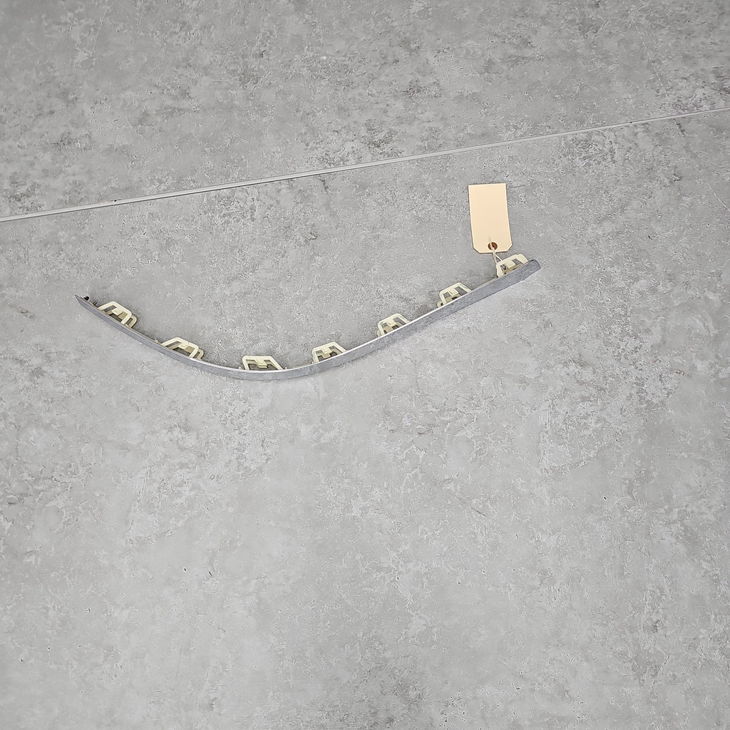 BENTLEY BENTAYGA REAR BUMPER CHROME LEFT TRIM 2017 -2020 36A807723