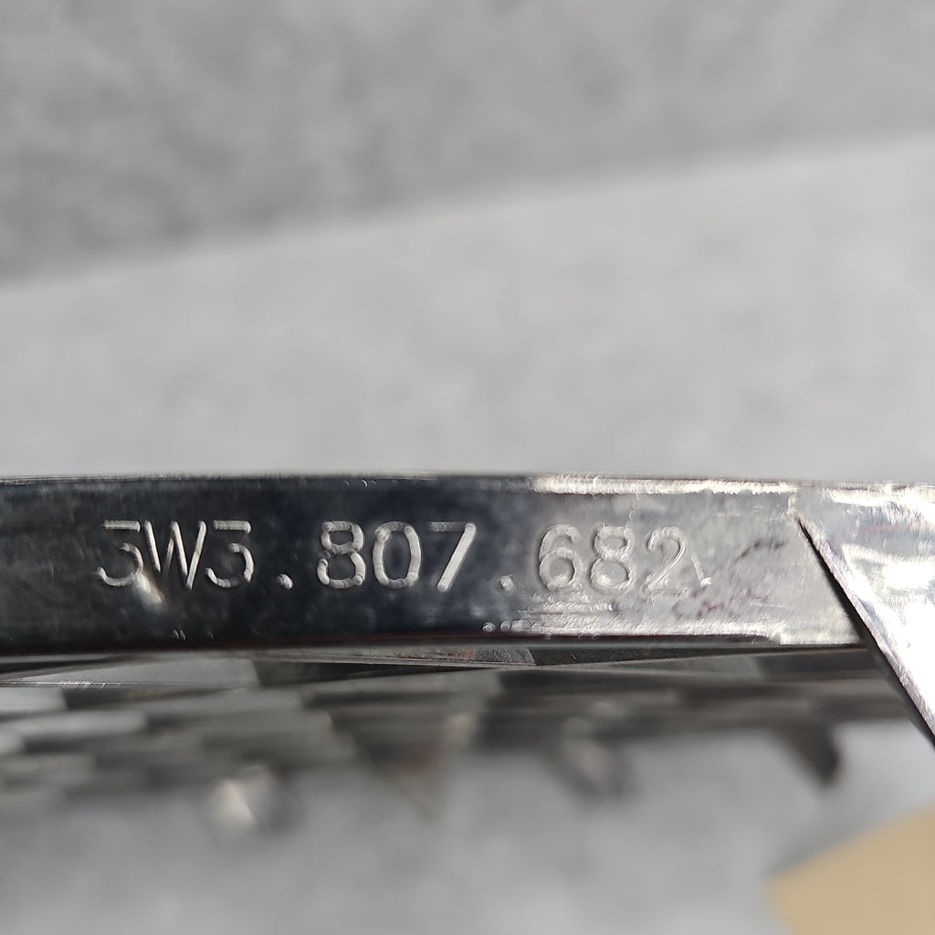 BENTLEY CONTINENTAL GT FRONT LEFT GRILL 3W3 807 682