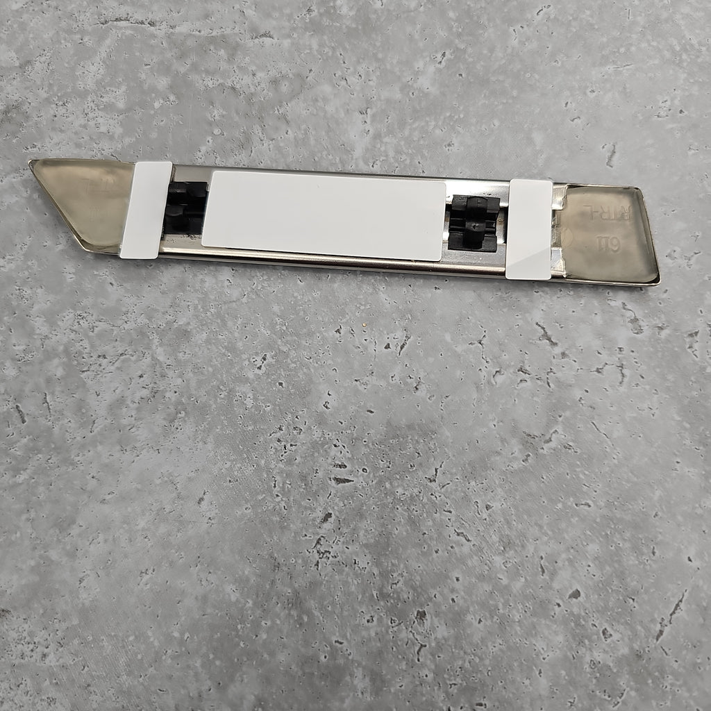 BENTLEY CONTINENTAL GT  LEFT HAND REAR QTR CHROME MOULDING 3W5853535E