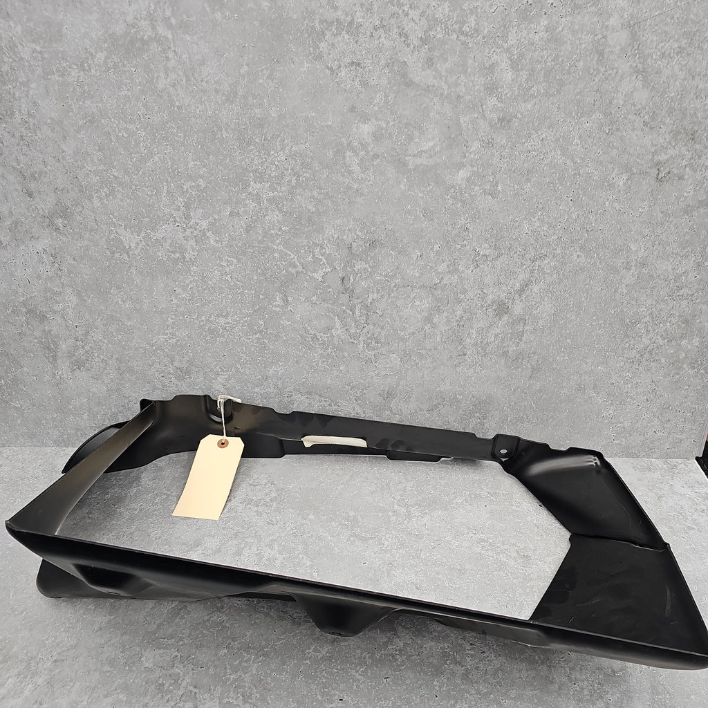 Lamborghini Aventador LP700 Coupe LH WATER RADIATOR CONVEYOR AIR DUCT 470122123A