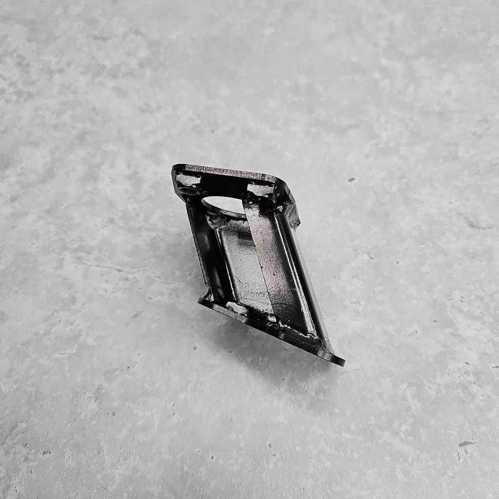 MCLAREN 600LT SPOILER BASE SUPPORT BRACKET 13AB838RP