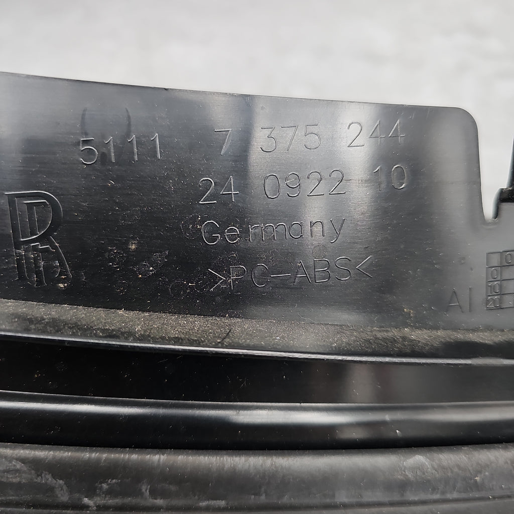 ROLLS ROYCE GHOST AIR DUCT BOTTOM 5111 7375244