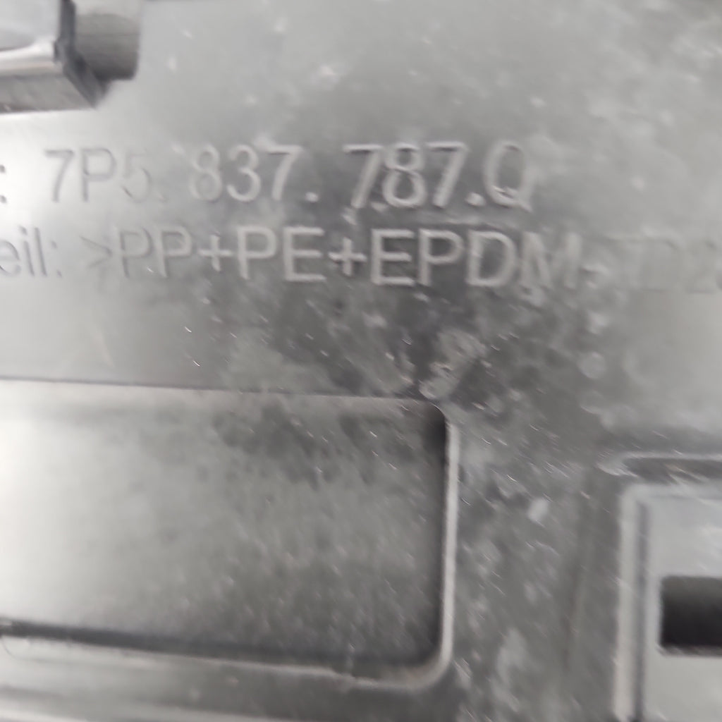 PORSCHE 958CAYENNE GTS DOOR RUBBING MOULD 7P5837787Q