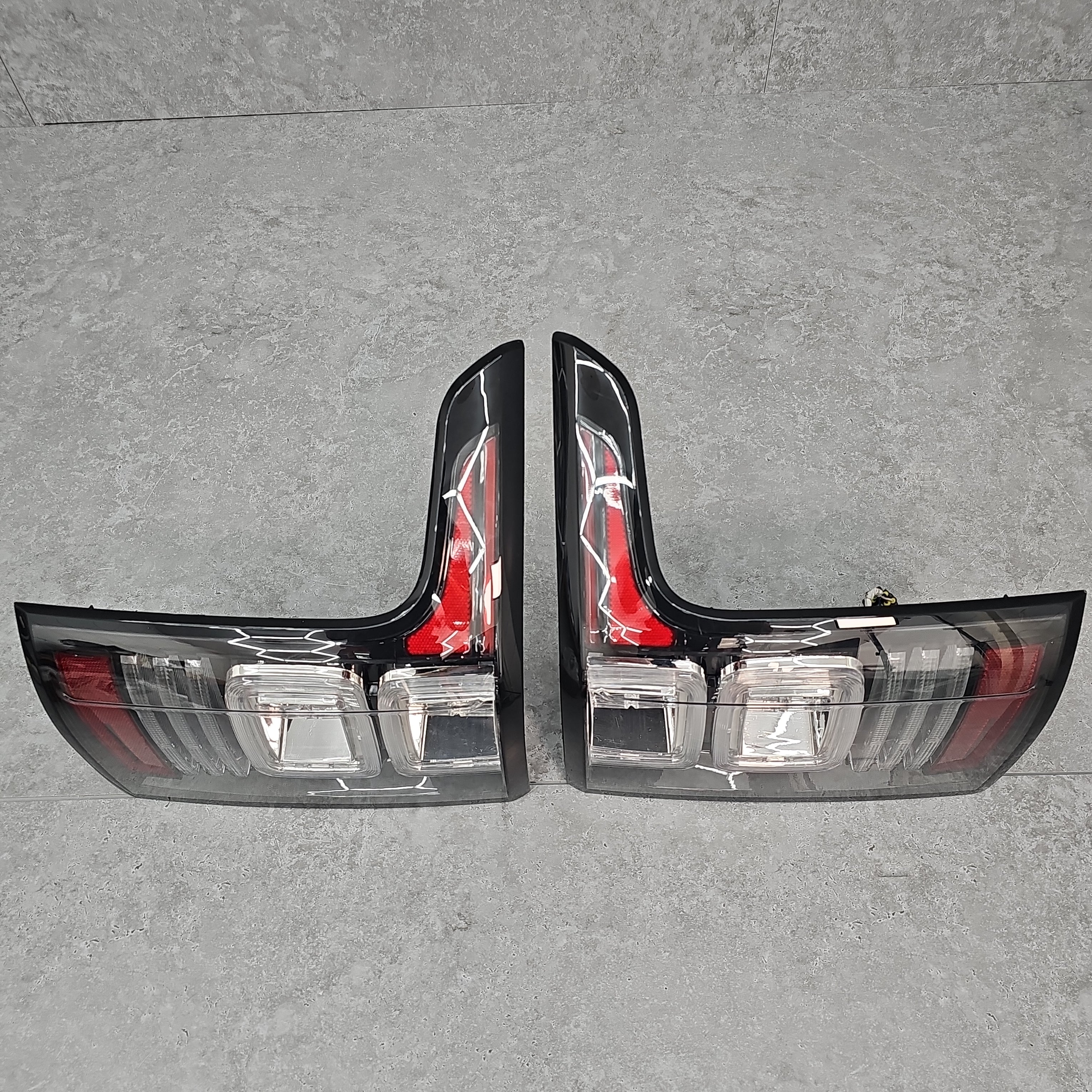 RANGE ROVER VOGUE REAR LIGHTS L405