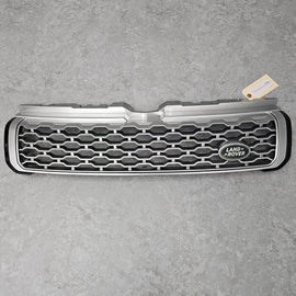 RANGE ROVER EVOQUE 2012-2018 FRONT BUMPER GRILLE IN DYNAMIC SILVER WITH BADGE GJ328200D