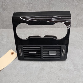 RANGE ROVER VOGUE L494 2019 REAR CENTRE CONSOLE AIR VENT & TRIM JK52-044E13-AH