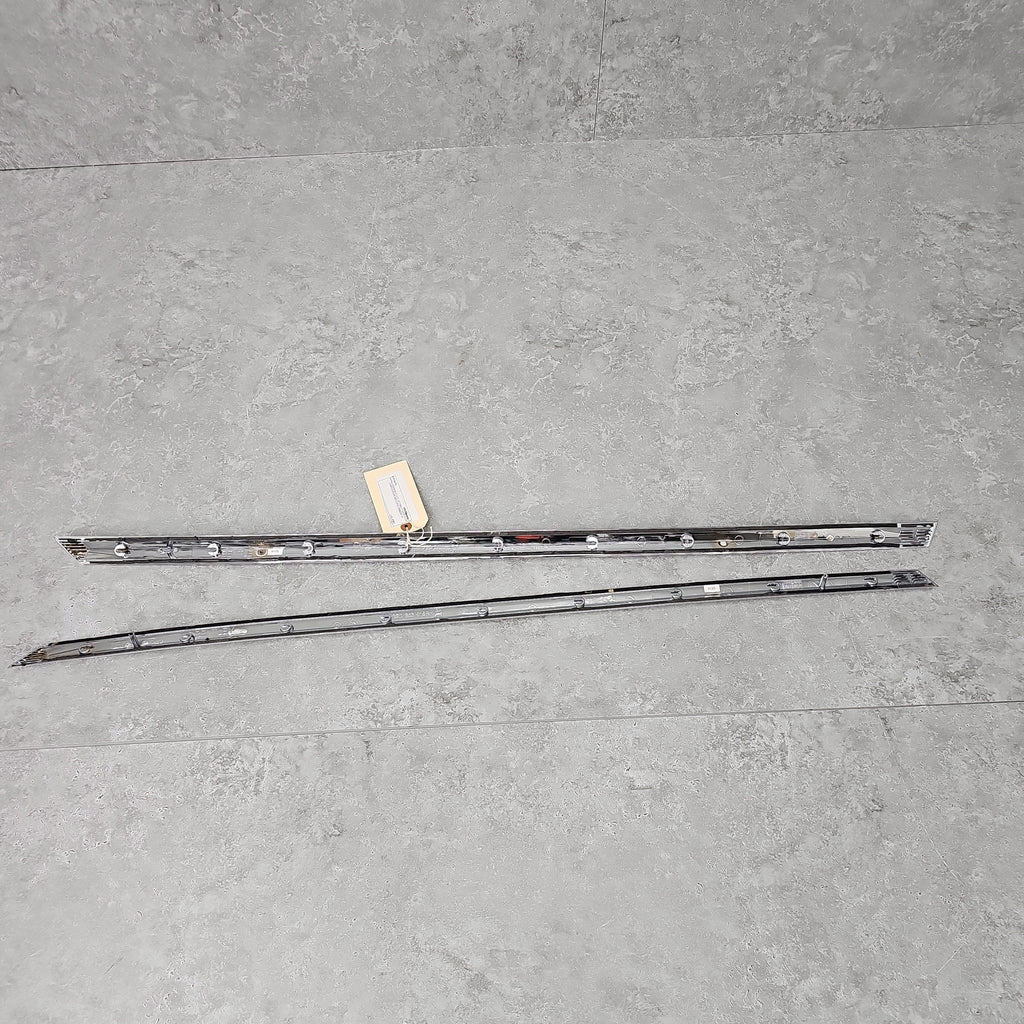 BENTLEY CONTINENTAL GT GTC LEFT/RIGHT HAND DOOR LOWER CHROME MOULDING 3W8 853 515/6
