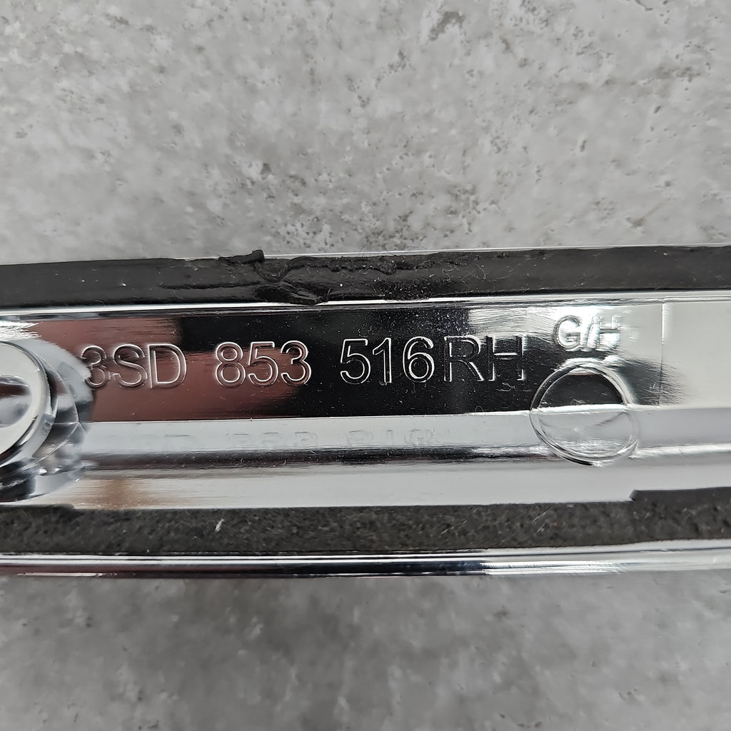 BENTLEY CONTINENTAL GT GTC LEFT/RIGHT HAND DOOR LOWER CHROME MOULDING 3W8 853 515/6