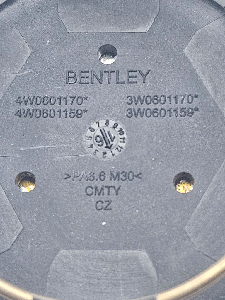 BENTLEY RED CENTRE CAP 3W0601170