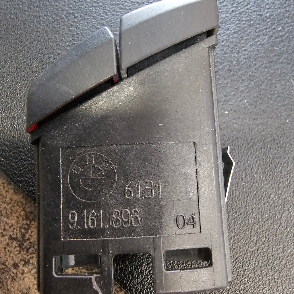 BMW 5 F10 2014 Hazard button 61319161896