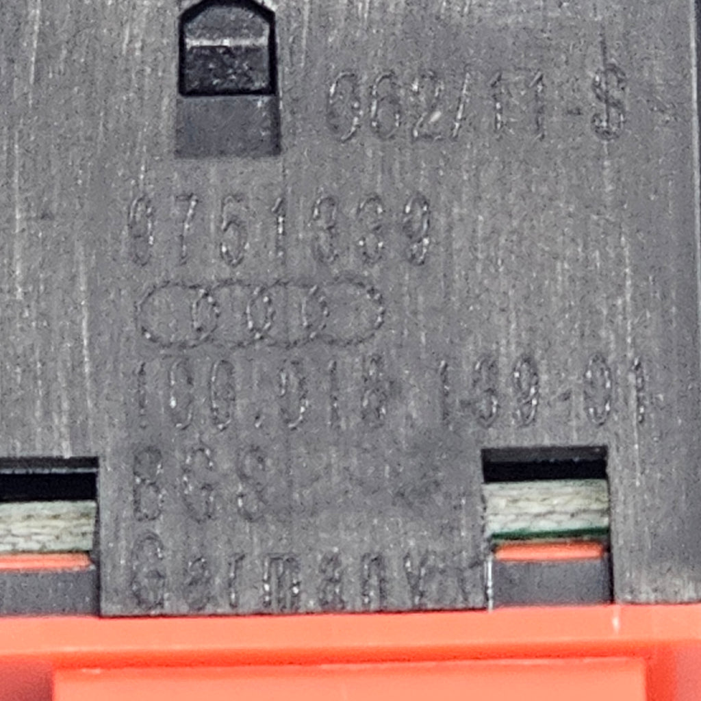 AUDI R8 42 SPORT BUTTON 4209271235PR