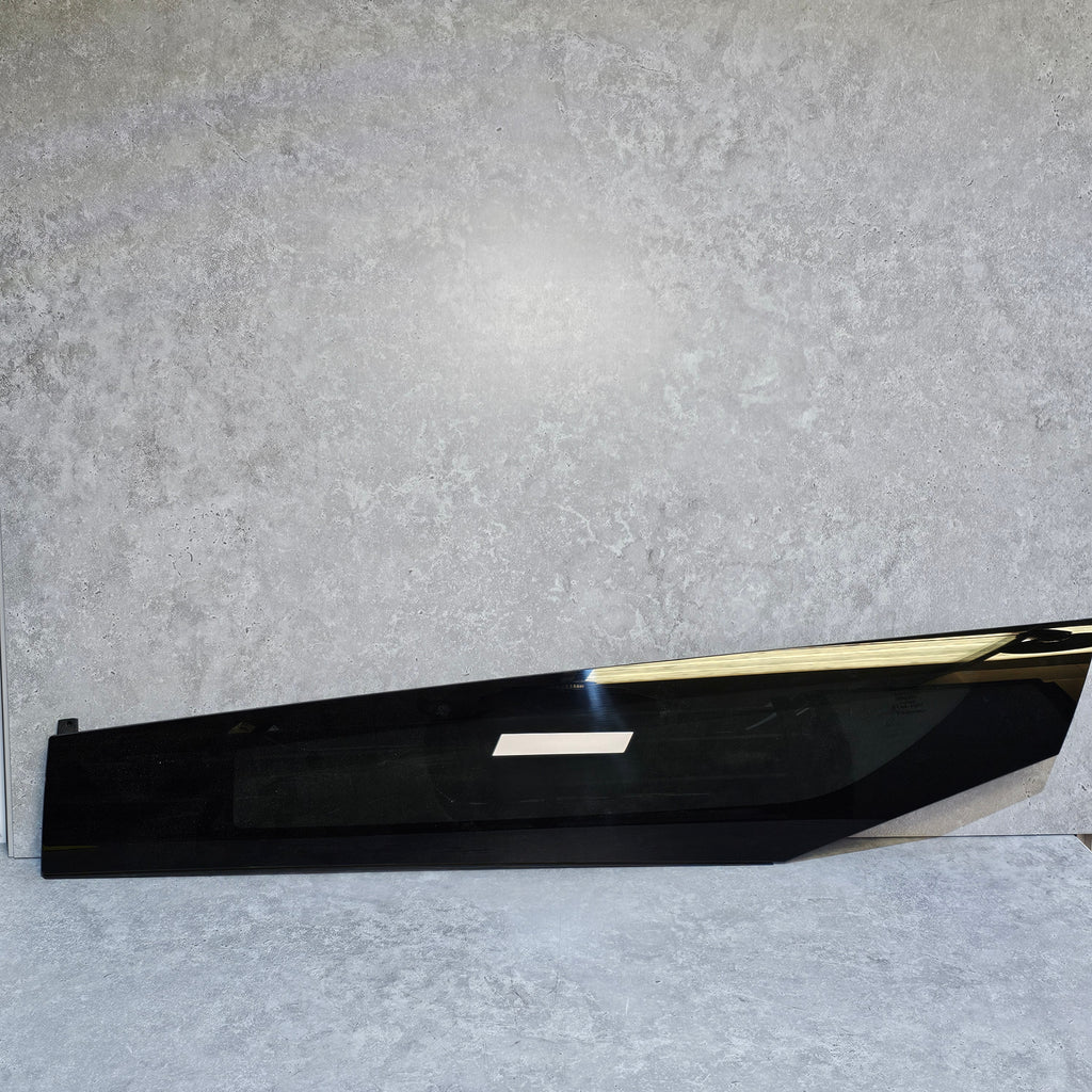 Perspecx Rear Window MCLAREN 765LT REAR LEFT B-PILLAR PERSPEX WINDOW 14AB154RP – ApexSpares