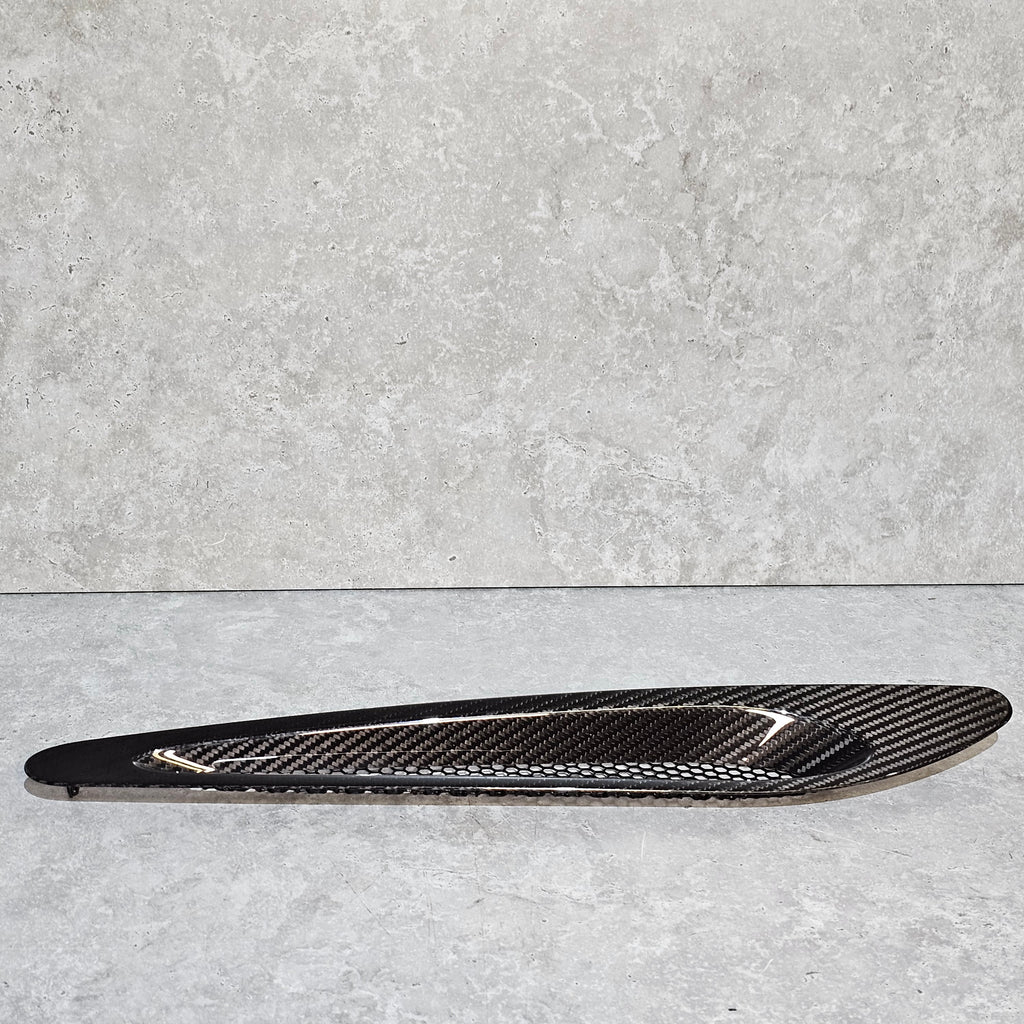 MCLAREN 720S FRONT BONNET CARBON VENT RH 14A294CP