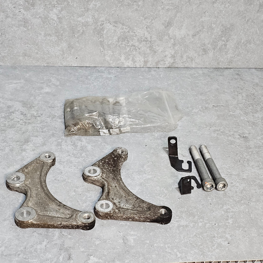 MCLAREN HAND BRAKE ADAPTER BRACKET 11B0520CP (USED)