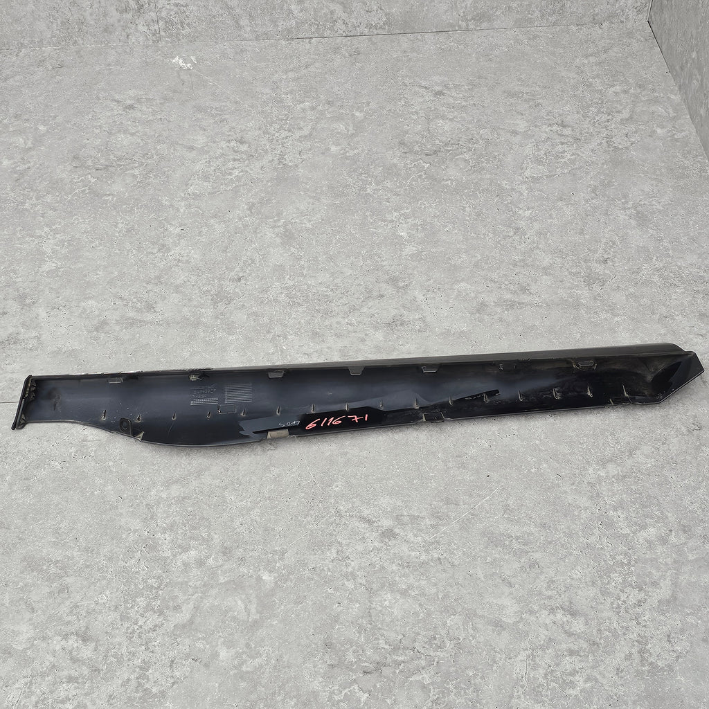 MCLAREN 570GT FRONT LEFT DRIVER DOOR LOWER TRIM MOLDING PANEL 2016 - 2020 13A3939CP