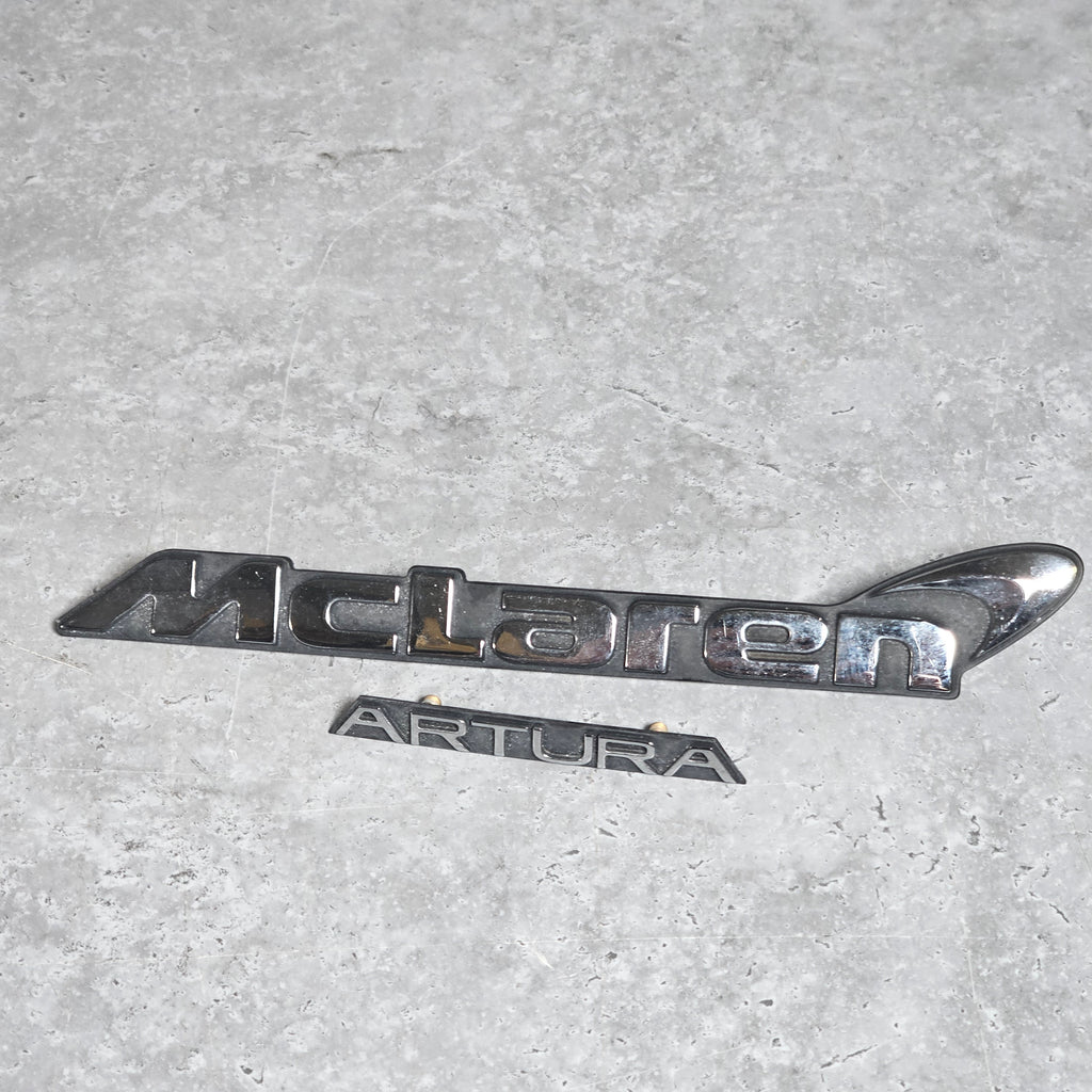 MCLAREN ARTURA REAR BADGE SET