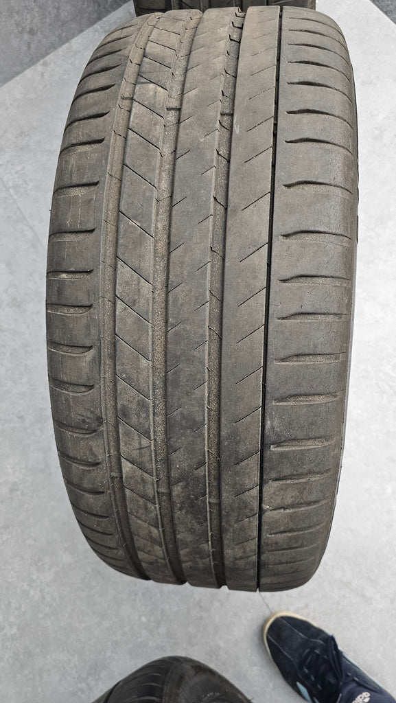 PORSCHE MACAN WHEEL SET