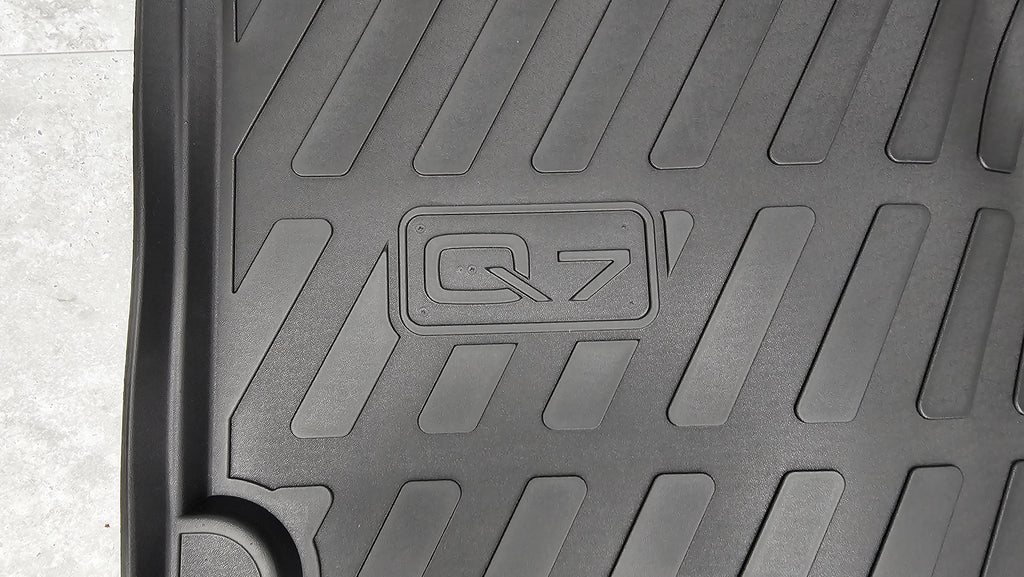 GENUINE AUDI Q7 ALL-WEATHER CARGO MAT - BLACK - 4L0-061-180