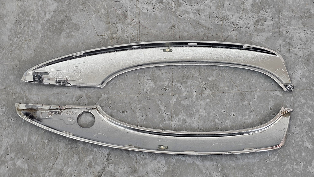 BENTLEY BENTAYGA  (2015+) DOOR HANDLE, OUTER  RIGHT UPPER 36A837380