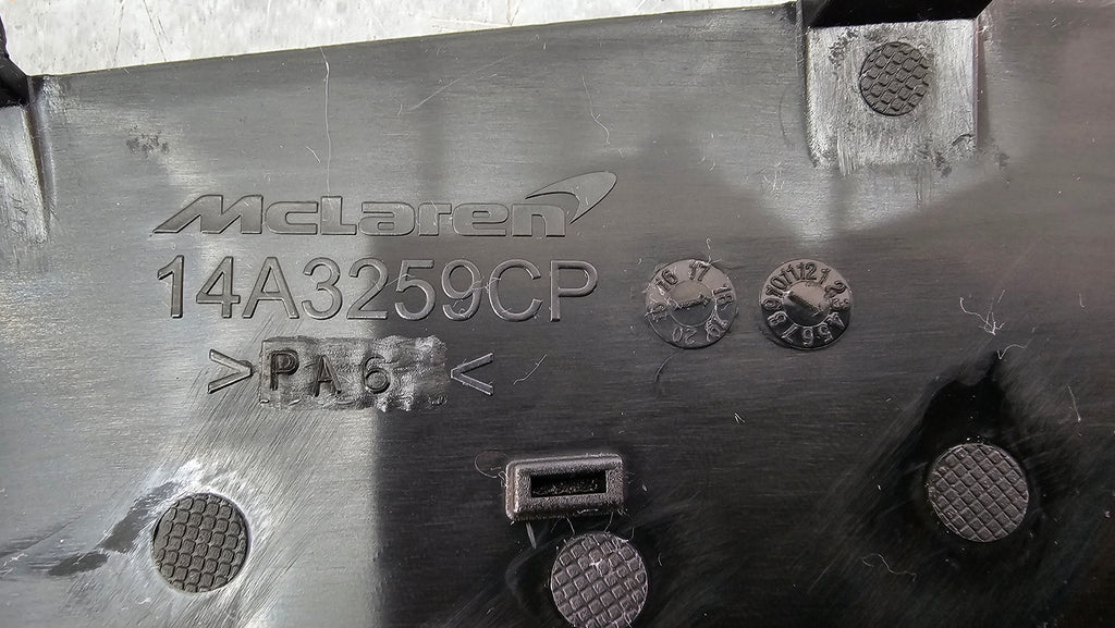 MCLAREN 720S SPLITER CENTRE BUMP STOP 14A3259CP