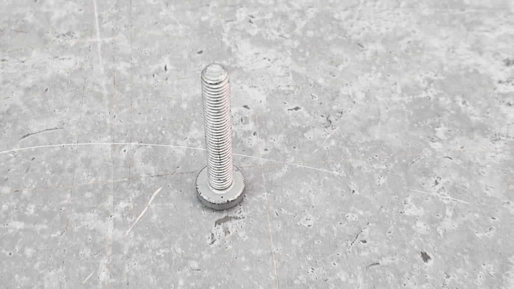 BENTLEY OVAL HEAD COUNTERSUNK BOLT M6X40 N10582103