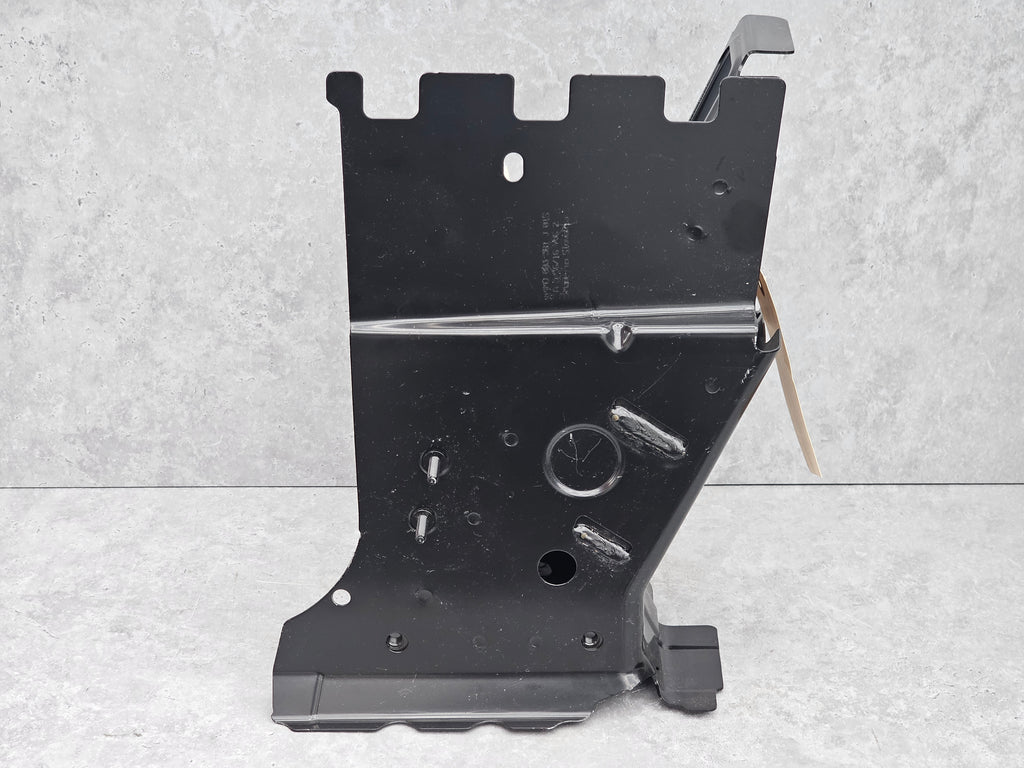 LAMBORHINI URUS LEFT REINFORCEMENT FOR JACK MOUNT 4M0803381J