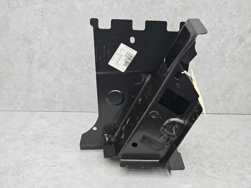 LAMBORHINI URUS RIGHT REINFORCEMENT FOR JACK MOUNT 4M0803382J