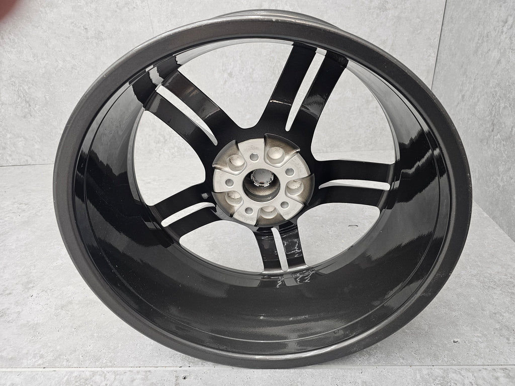 FERRARI PORTOFINO FRONT FORGED DIAMOND CUT WHEEL 855340