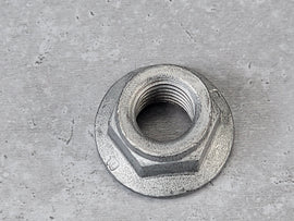 MCLAREN  NUT HF PTM 704 00RA005