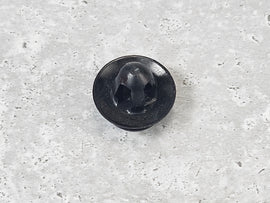 MCLAREN CLIP PNL 0.9-1 00RB166