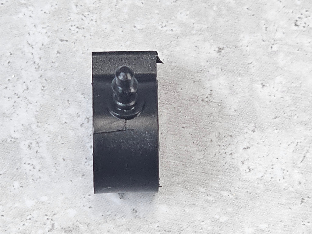 MCLAREN CLIP 90 DEG 00RB034