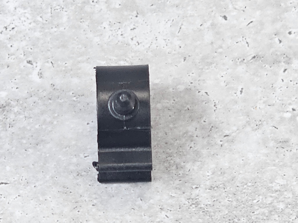 MCLAREN CLIP 90 DEG 00RB034