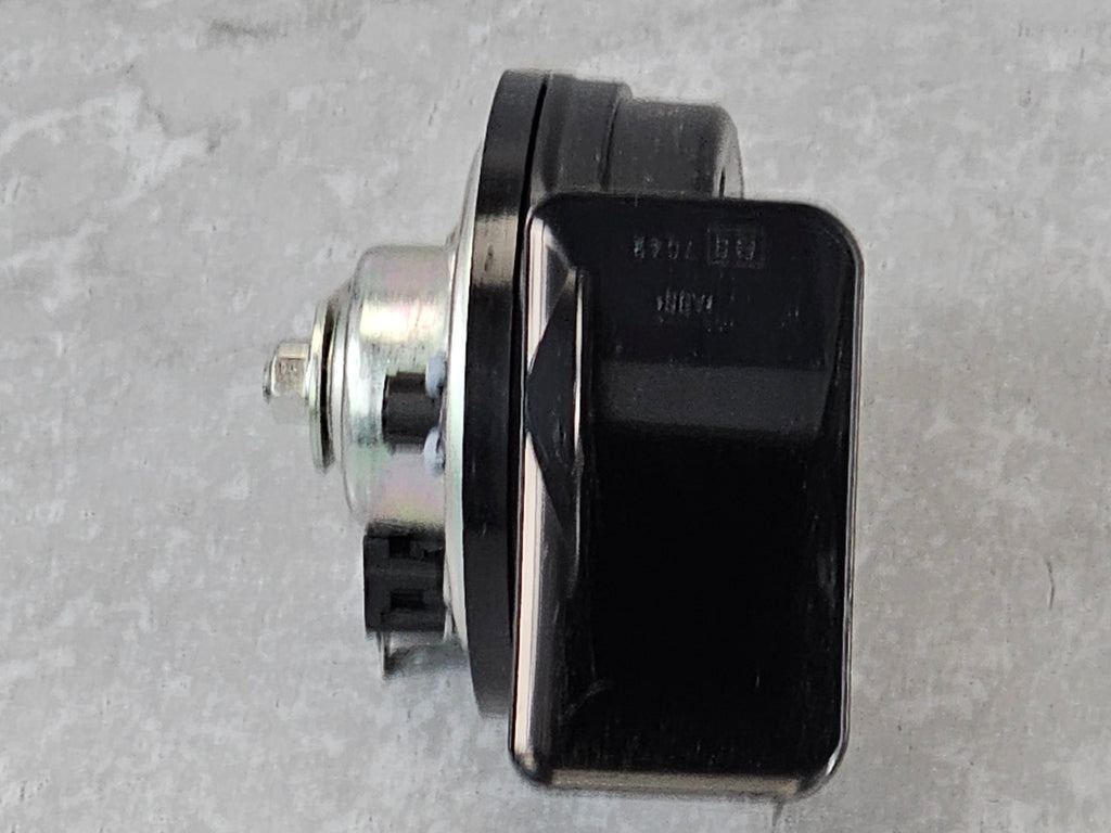 MCLAREN LOW NOTE HORN ASSEMBLY 11MA070CP