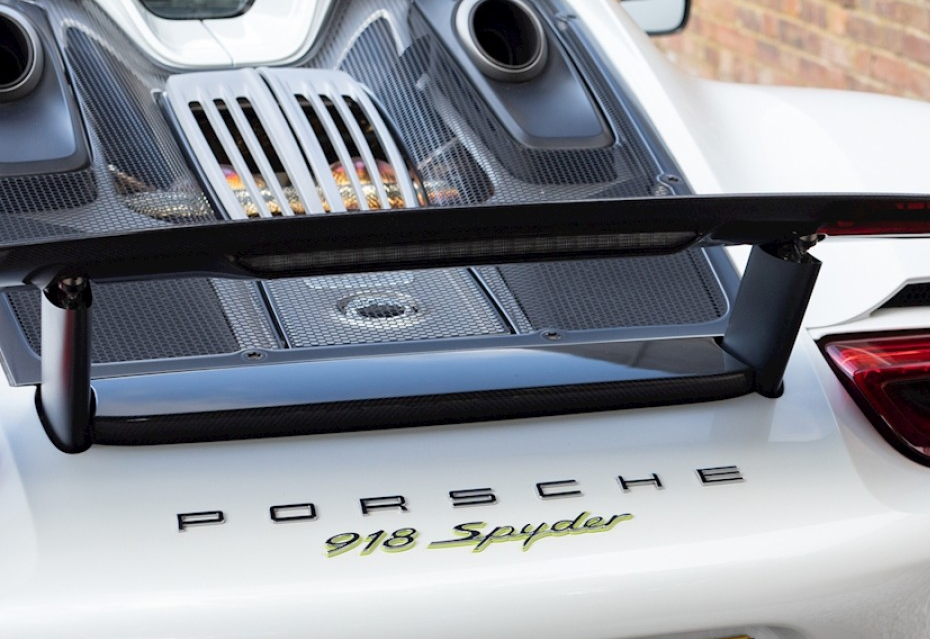 PORSCHE 918 CARBON WIESSACH REAR CENTER CARBON SPOILER